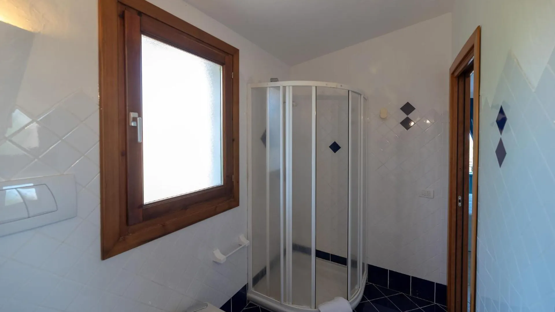 Relaxing Residenzia Palau Green 1 Bedroom Apartment B4 4 Person 0*,  イタリア